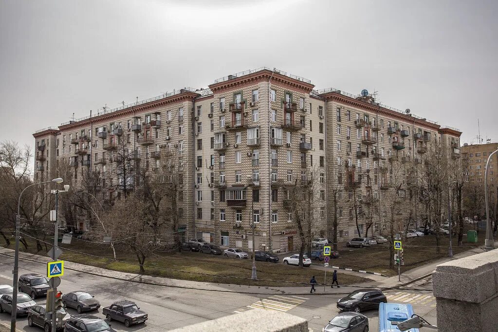 Дом 1/2. Дербеневская набережная 2. Дом 1/2. Москва, юао, р-н даниловский, дербеневская наб. 1/2.