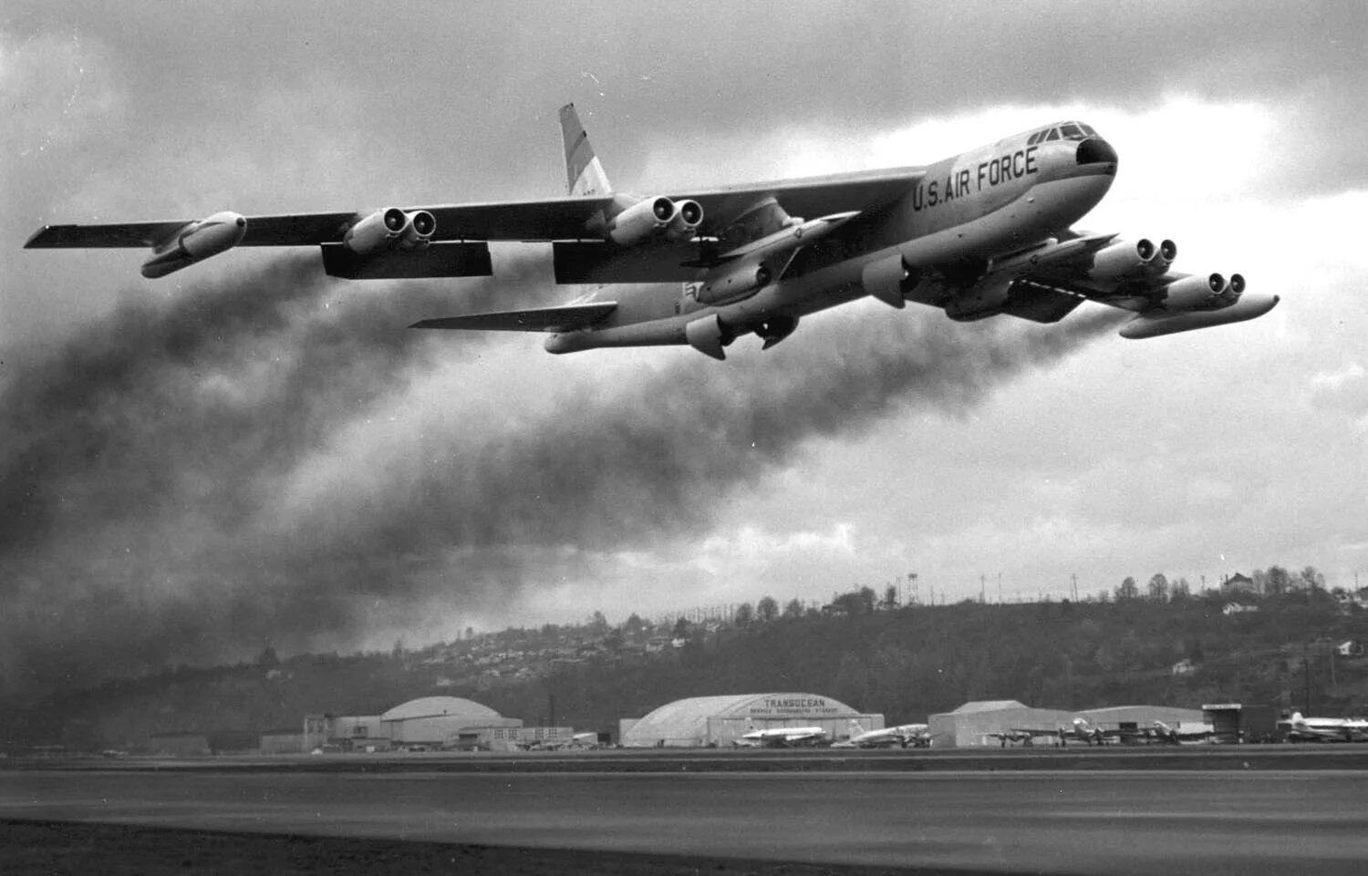 Boeing b-52 Stratofortress во Вьетнаме. Боинг б-52 Стратофортресс. B-52f. Б-52 бомбардировщик во Вьетнаме. Б 52 х