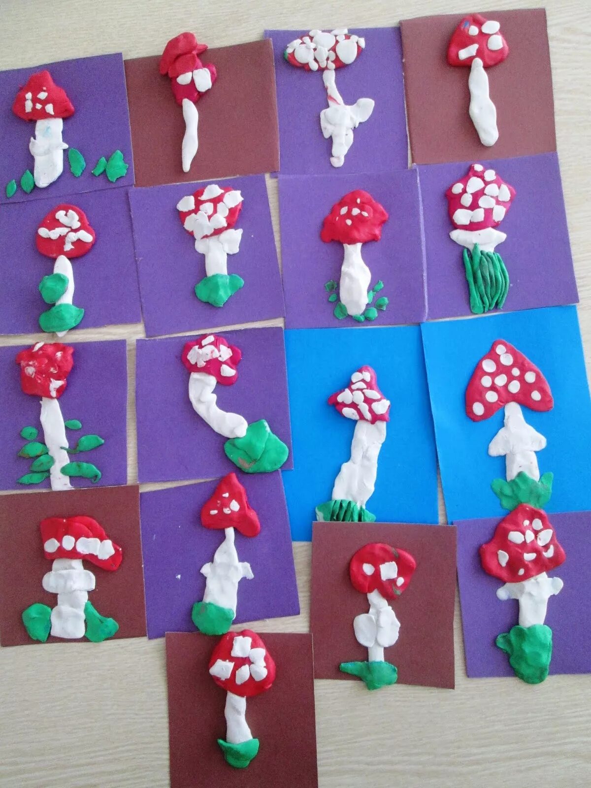 лепка самолёт во второй младшей группе. колдина лепка в ясельных группах. лепка елочка младшая группа. колдина лепка в ясельных группах. колдина лепка с детьми.