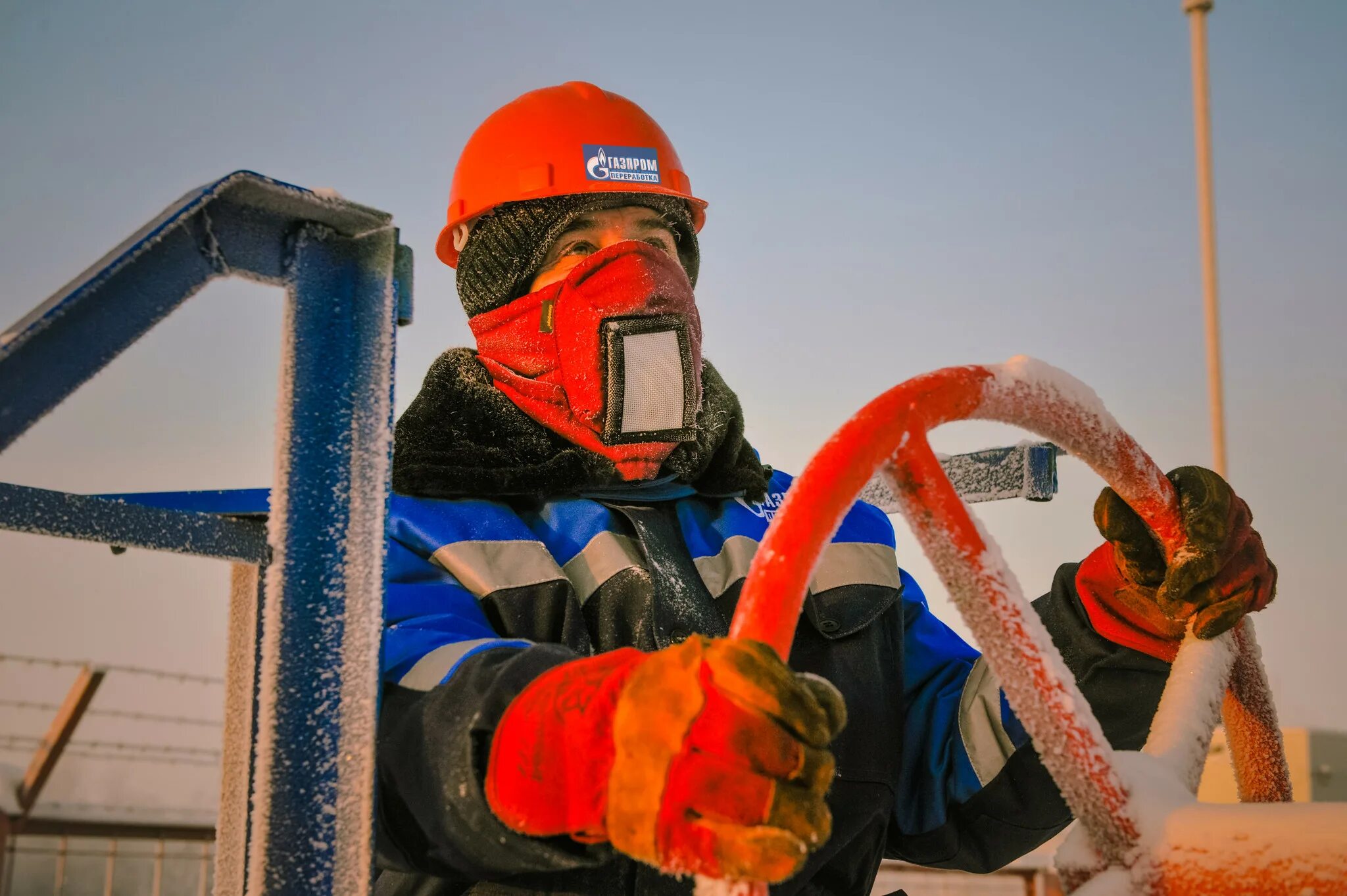 Мокрый фасад технониколь. Теплоизоляция для стен снаружи газобетона. Утепление строительных лесов. Наружные работы зимой. Наружные работы зимой.