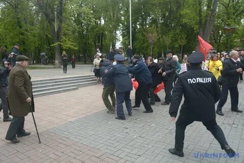 Время в первомайском