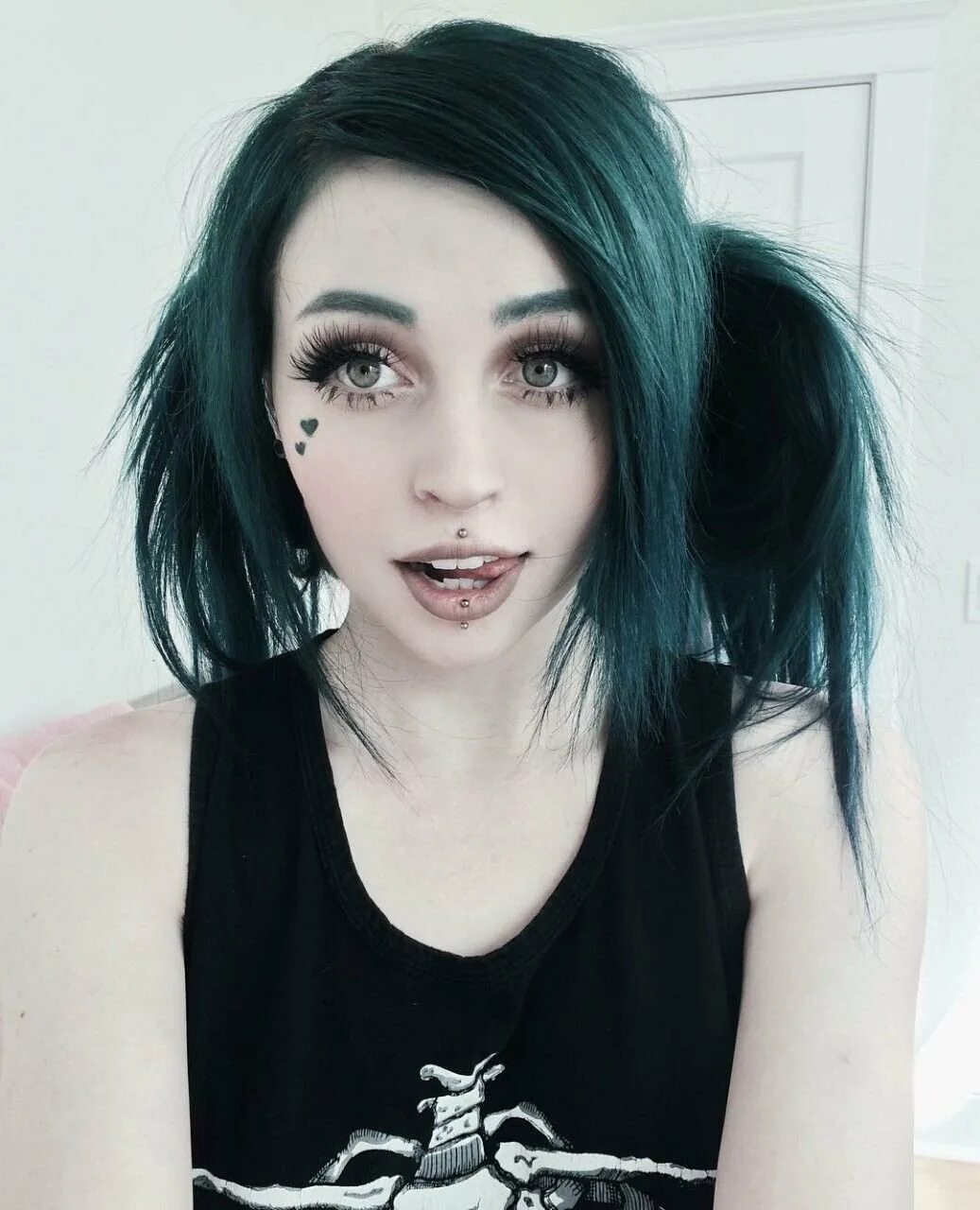 Виктория веллер неформалка. Эшли пирс неформалка. Девочка нефор. Эшли пирс неформалка. Эшли пирс неформалка.