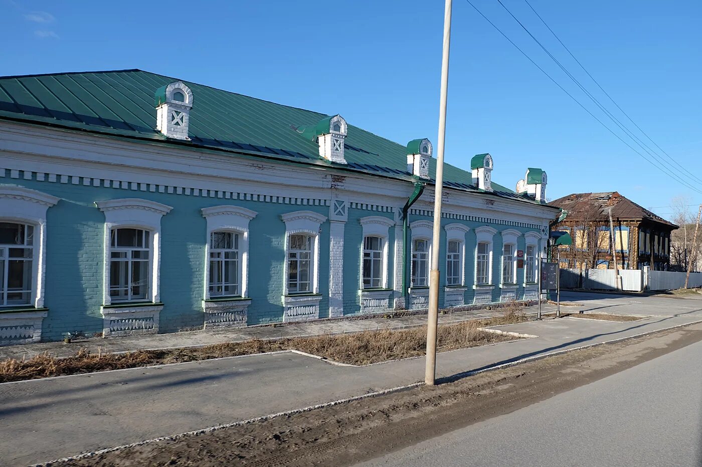 Тобольск здание. Усадьба семеновых тобольск. тобольск 19 век. дом купца пиленкова тобольск.