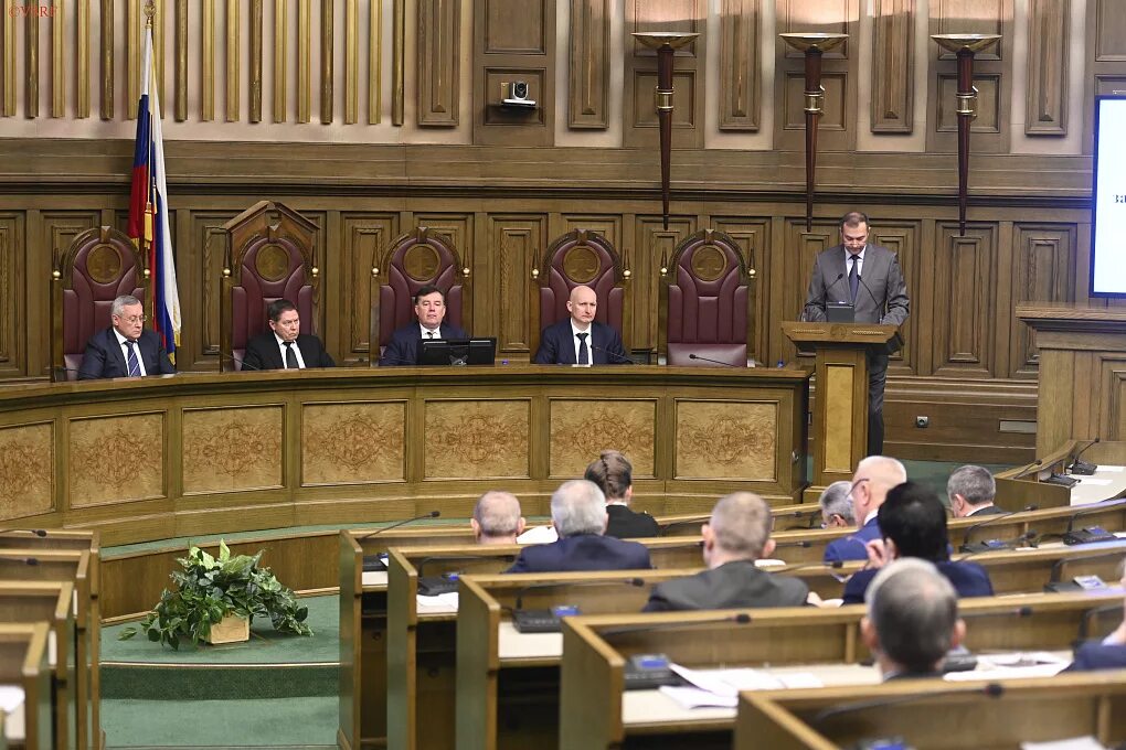 Постановление пленума верховного суда 28.06 2022. Заседание Пленума Верховного суда р. Верховный суд РФ пленум. Зал заседания Президиума вс РФ. Заседание Пленума вс РФ.