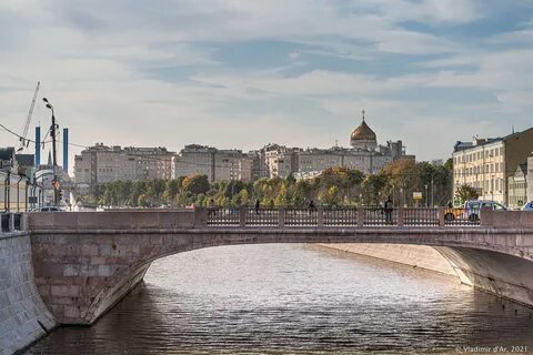 Москворецкая набережная москва