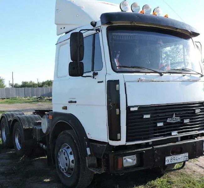 Маз б/у. Маз-ман 642268. Евро маз 5440. Седельный тягач маз бу. Маз 6430 красный.