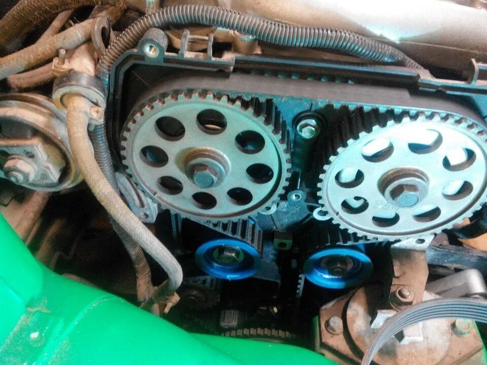 Расположение помпы ваз 2112. Помпа на ваз 16 клапанный. Как поменять помпу 2112. Как поменять помпу 2112. Помпа 124 мотор ваз.