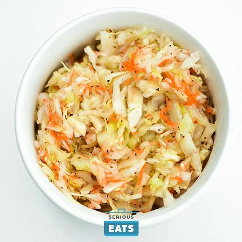Чем отличается салат от капусты. Салат капустный семена. coleslaw top view.