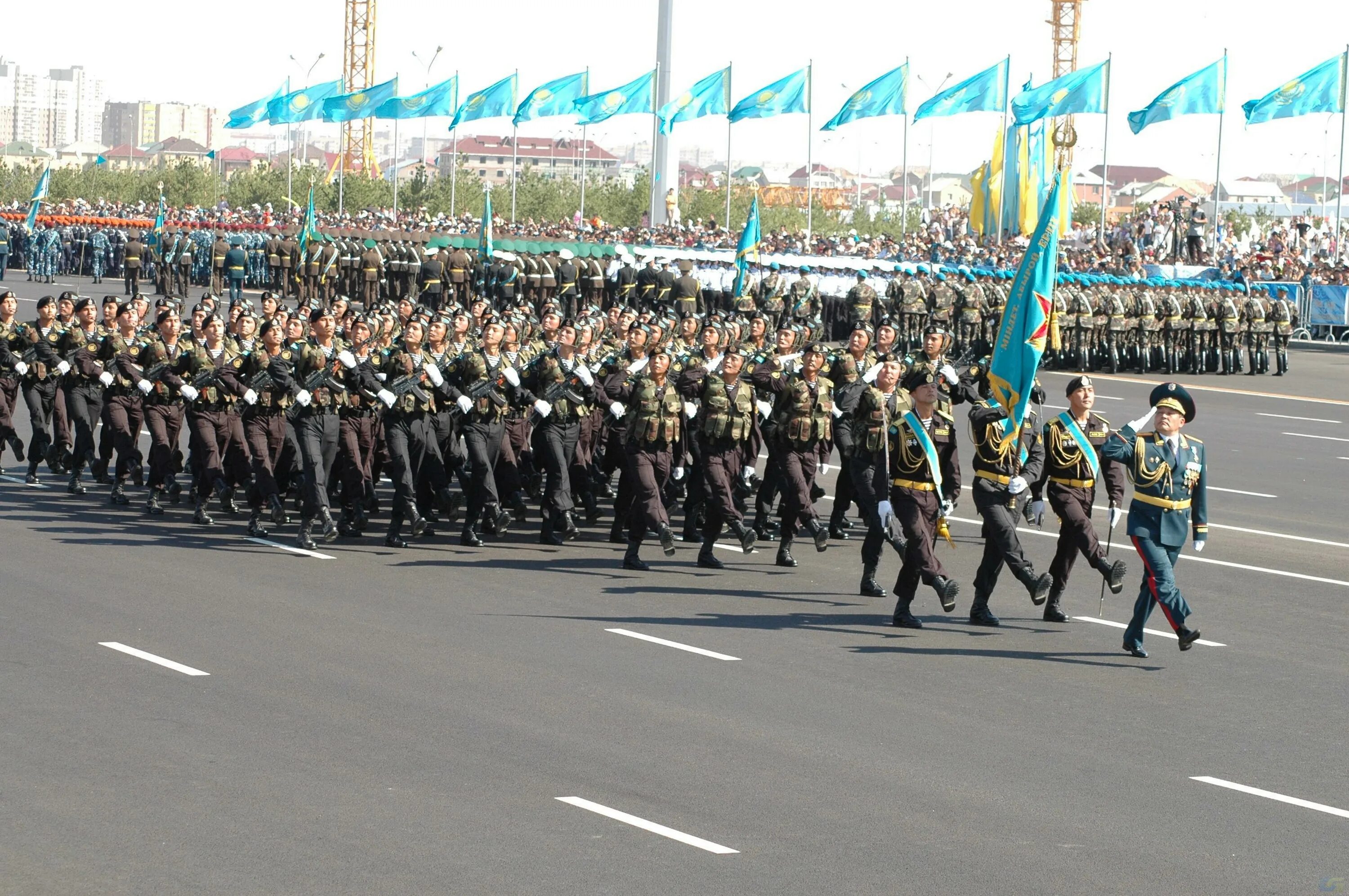 Утро 7 мая. Парад в казахстане. военный парад. парад победы в казахстане. парад в казахстане 9 мая.