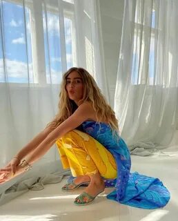 Emili1