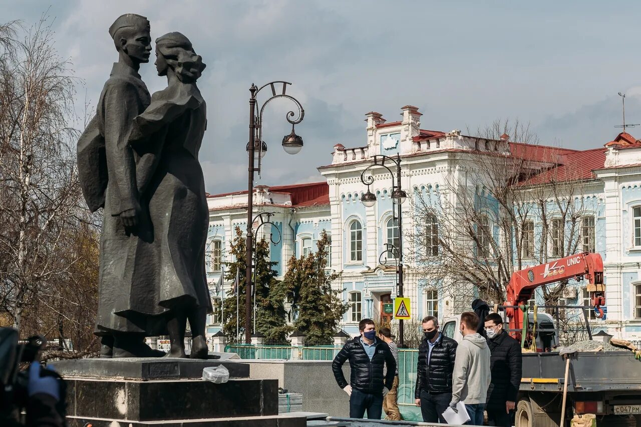 Памятники Великой Отечественной войны в Тюмени. Тюмень памятники Победы. Памятные места Тюмени сквер. Монумент Победы Тюмень. Тюмень памятное