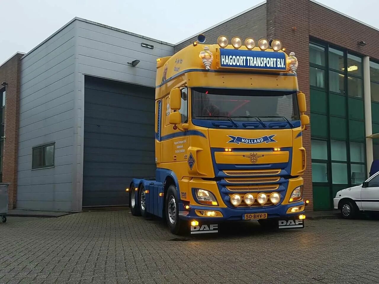 Daf xf 106 новый. Тягачи даф 106. Daf xf 106. Тягачи даф 106. Daf xf 106 460.