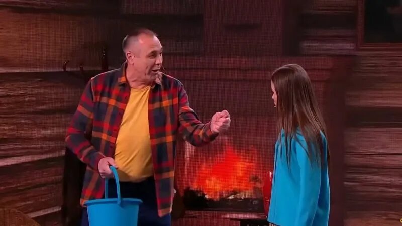 Уральские пельмени 2023 последний выпуск. Знатоки камеди. Уральские пельмени 2023 чудеса на гаражах. Уральские пельмени 2023 чудеса на гаражах. Уральские пельмени семейка сборник.