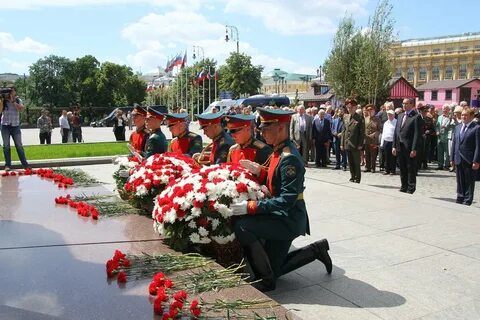Памятное возложение цветов