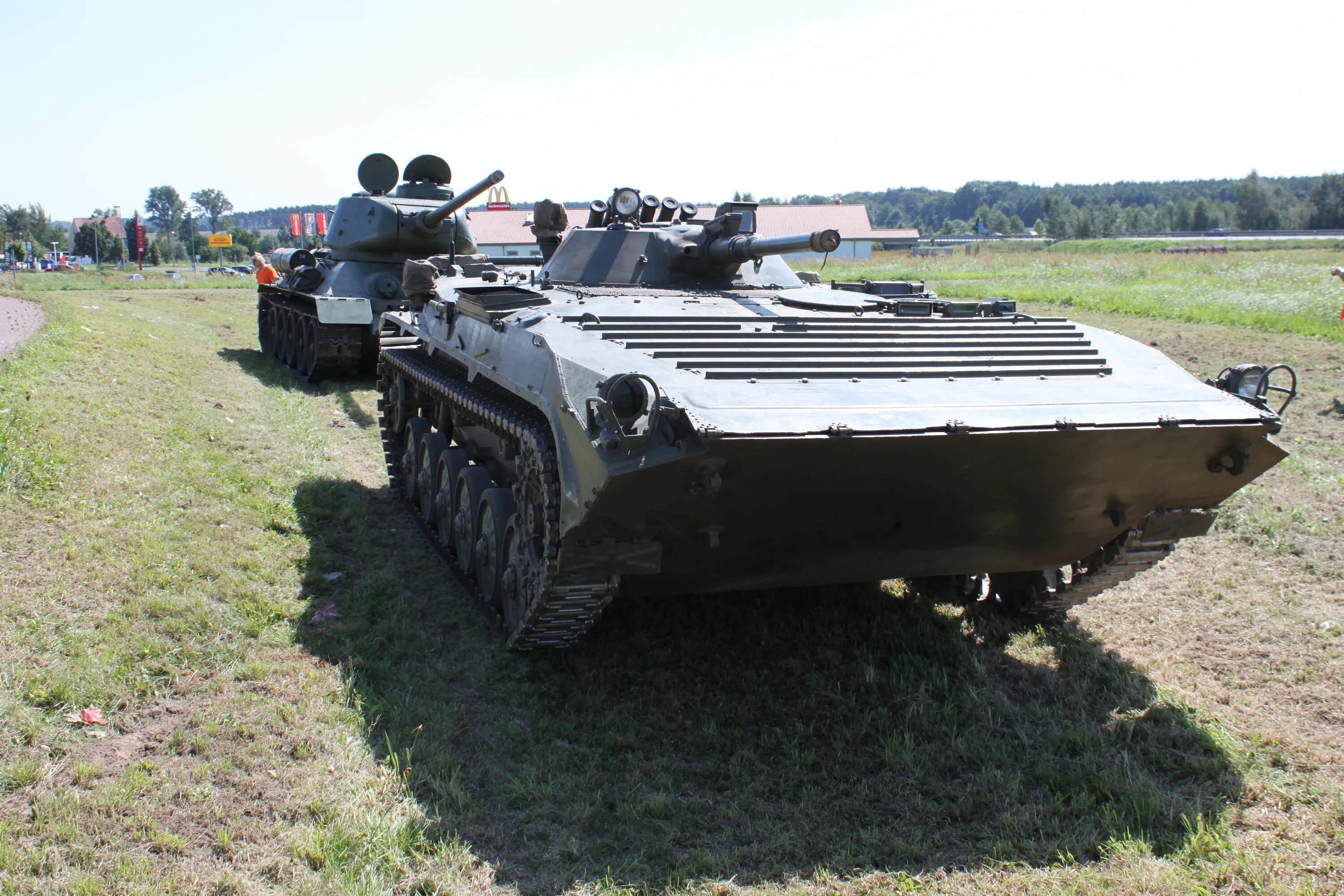 Bmp ms. Бмп-1тс. бмп 1 стрельба. стреляющая бмп 1. bmp 1.