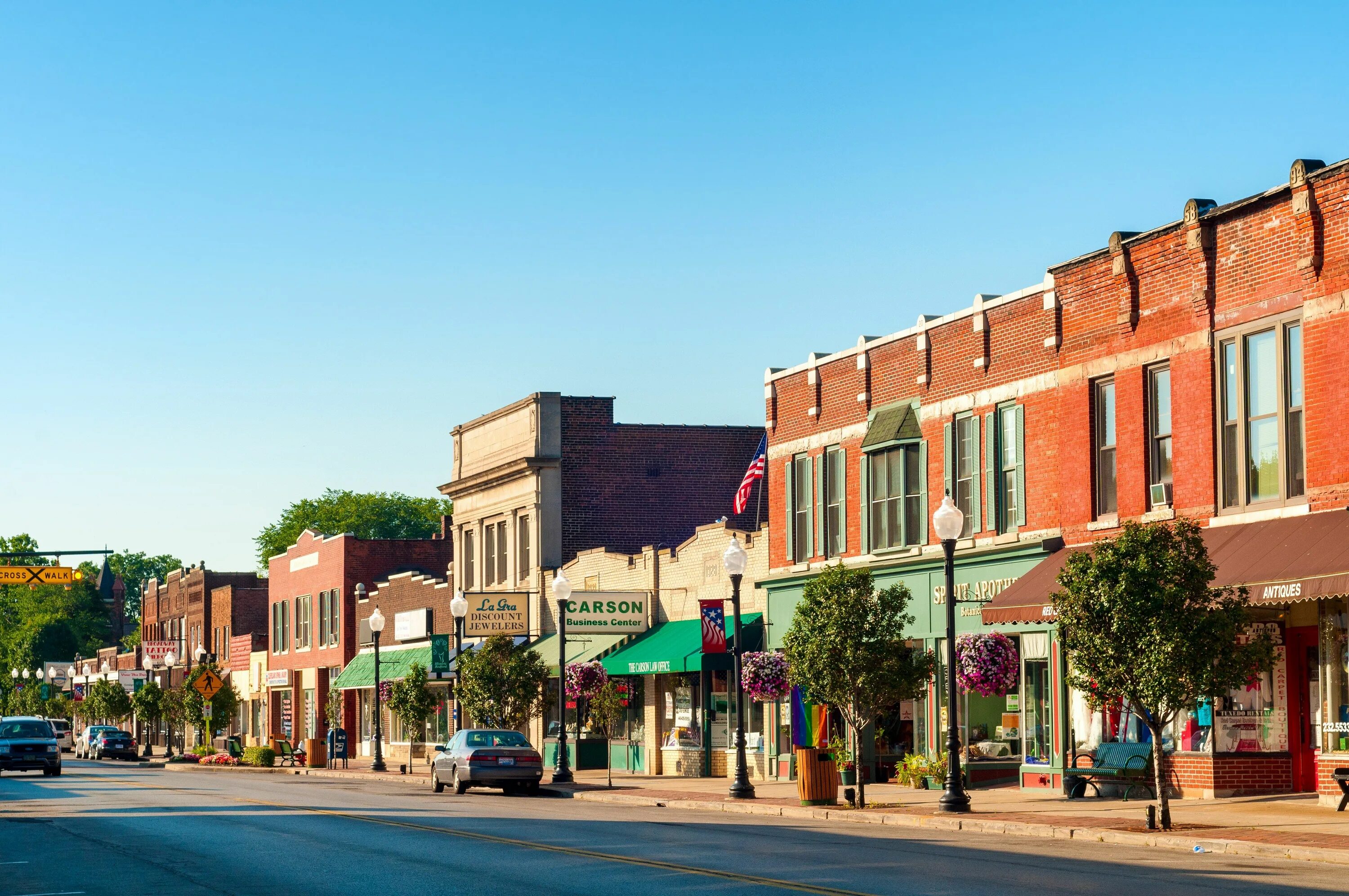 This town small. American small Town Downtown. Small Town Street. Beautiful small Town. Ohio small Towns.