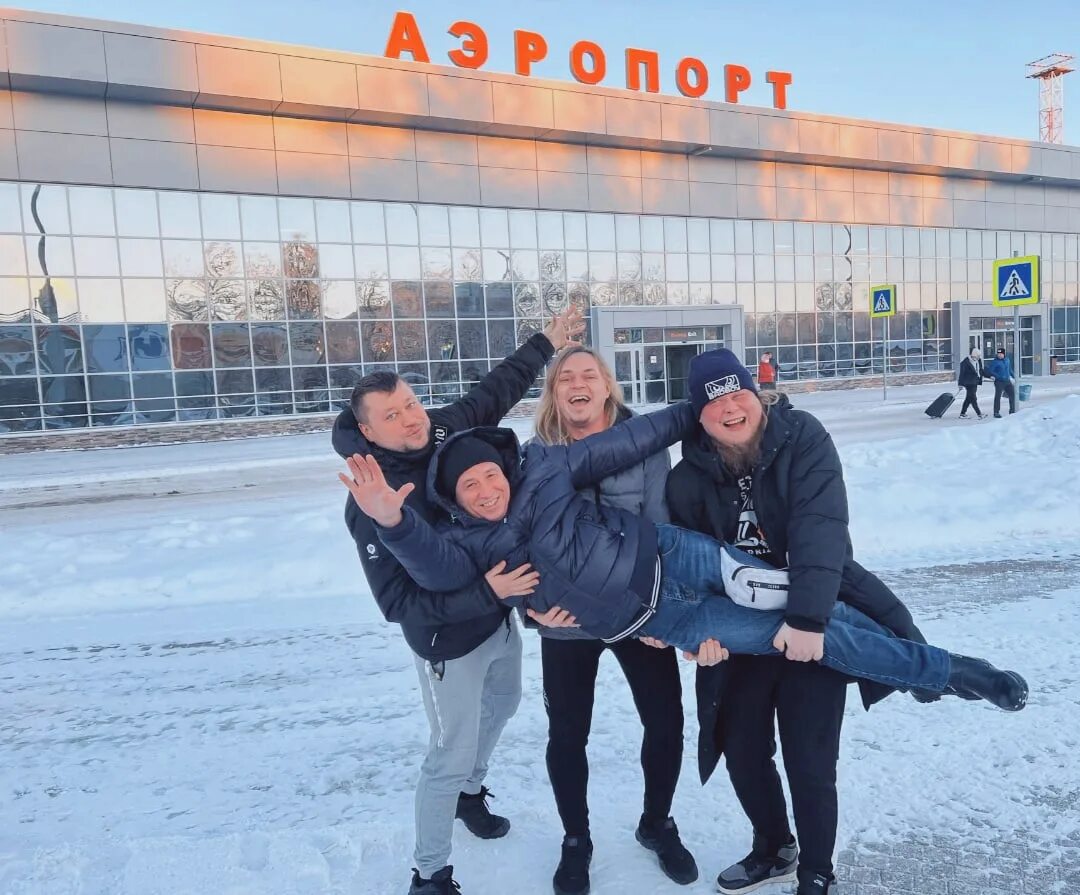 М33 архангельск концертный зал. Фото и видео с концерта наив в архангельске 02 11 2022 в м33. М33 архангельск. М33 схема зала архангельск. М33 сегодня архангельск.