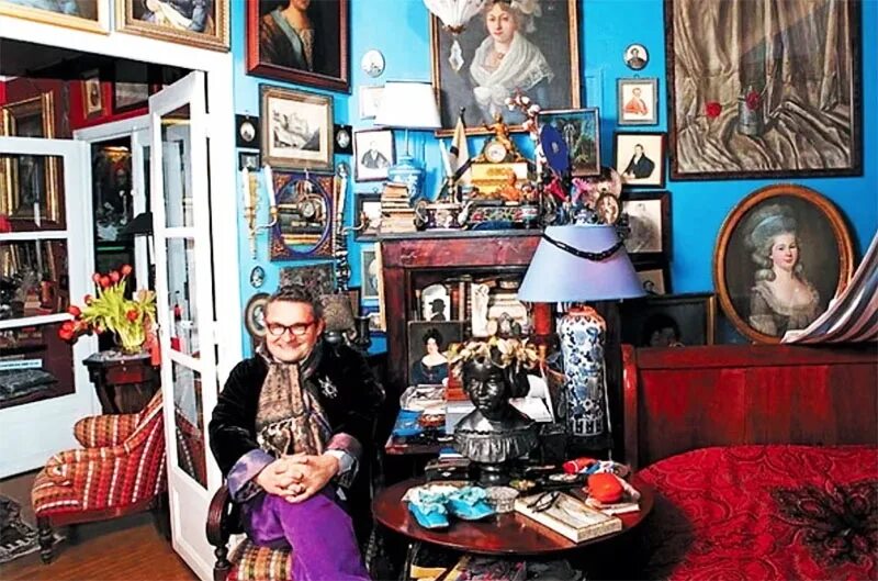 Где живет историк. Дом васильева во франции. Интерьеры александра васильева. Александр васильев 2021. Васильев александр александрович.