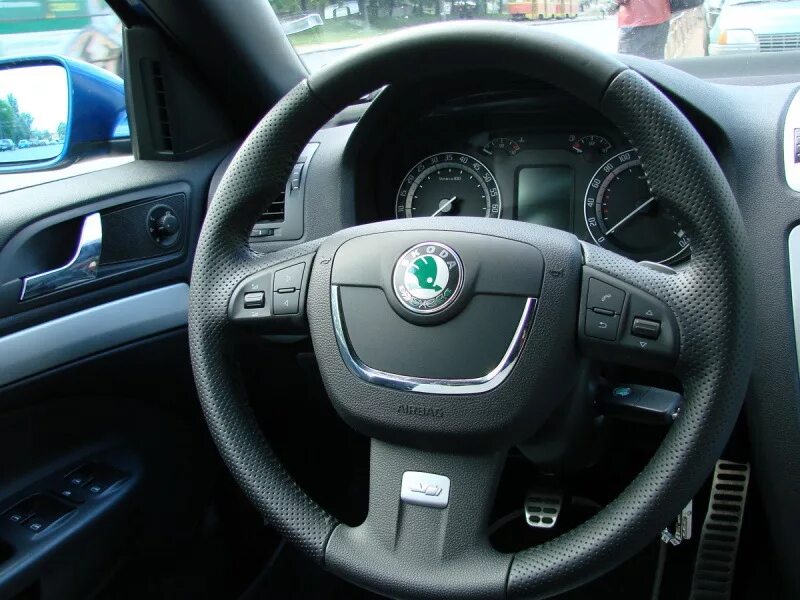 Skoda Octavia a5 FL мультируль. Руль Skoda Octavia a5. Руль skoda octavia rs