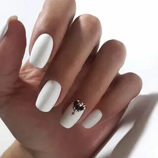 Белый маникюр красивый дизайн