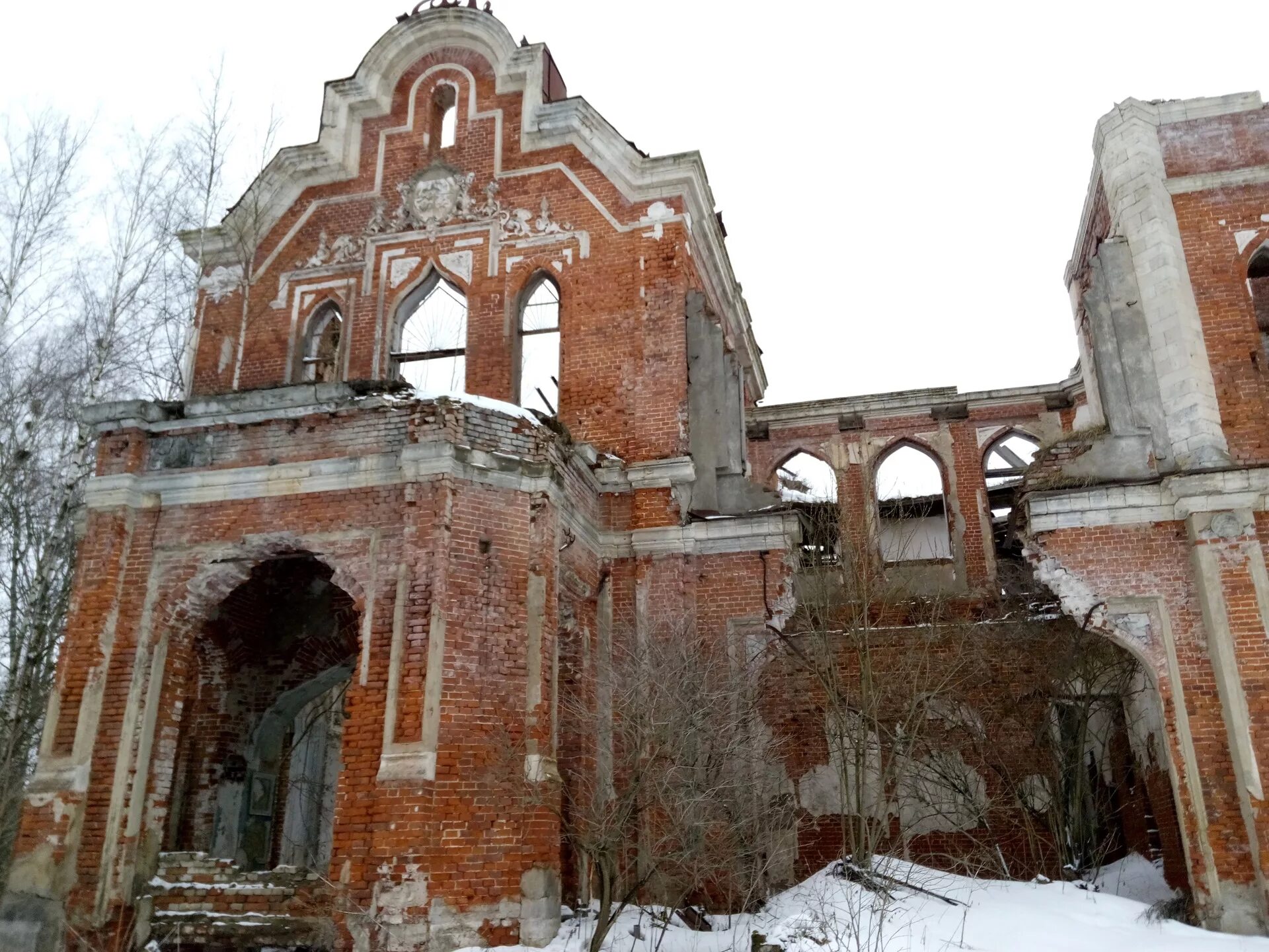 Усадьба смоленское ярославская область. Усадьба Муромцевых Пречистое. Усадьба Голицыных Муромцевых в Пречистом. Пречистое. Замок Голицыных. Церковь в Пречистом Ярославской области Первомайского района.