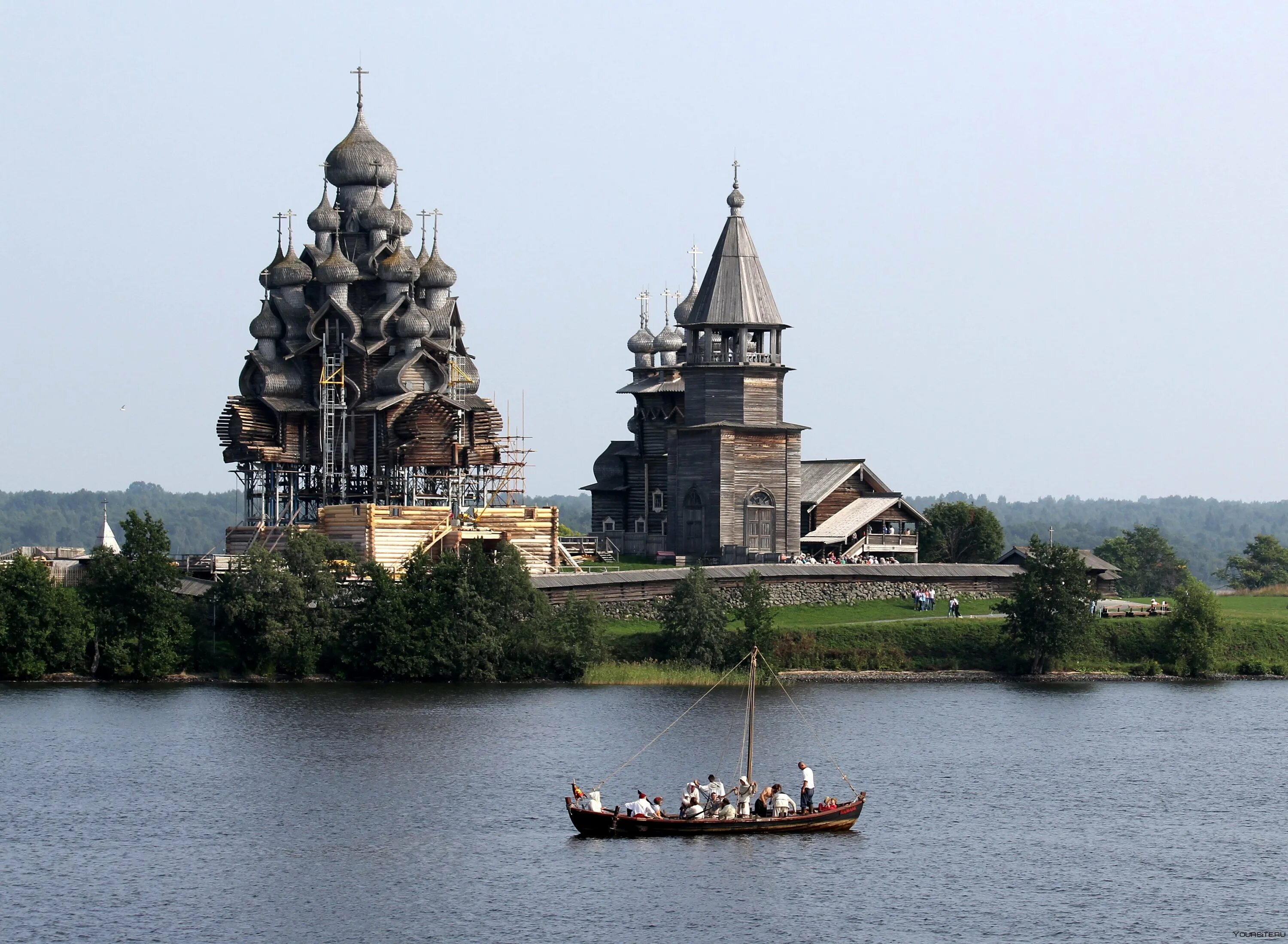 Музей на острове кижи. Карелия Кижи Валаам. Кижи музей-заповедник. Остров Кижи музей заповедник. Кижи (остров Кижи, Карелия).