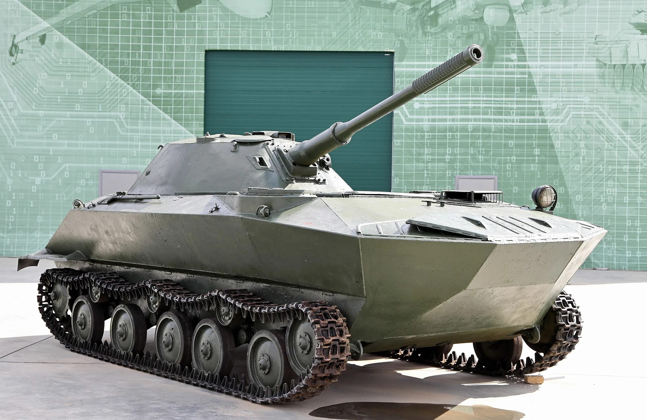 Tank c