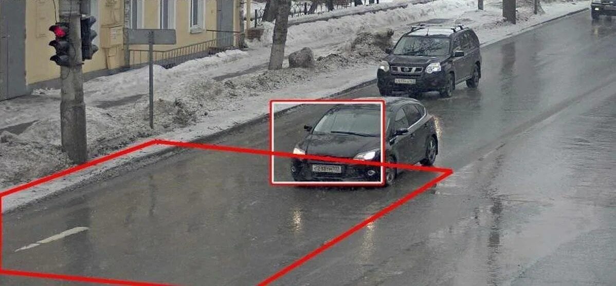 Проезд на красный сигнал светофора. Нарушения пдд проезд на красный свет. Штраф на красный свет. Камера на красный свет штраф. Штраф за проезд на красный свет в 2022.