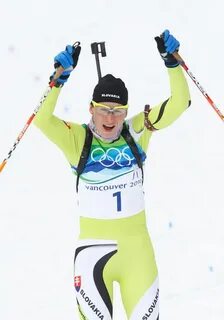 Чемпионка ои по биатлону 8 букв