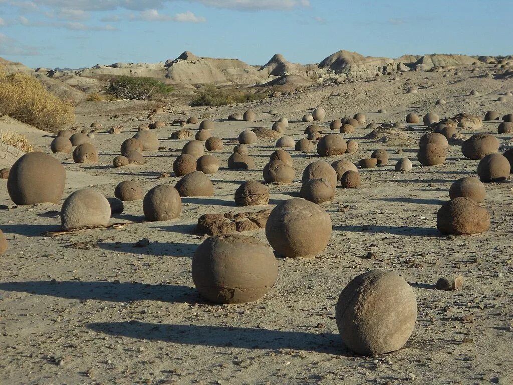 Бог шару. Природный парк Исчигуаласто (Ischigualasto), Аргентина. Провинциальный парк Исчигуаласто Лунная Долина Аргентина. , «Лунная Долина» (Исчигуаласто) в провинции Сан Хуан,. Исчигуаласто Аргентинская Лунная Долина.