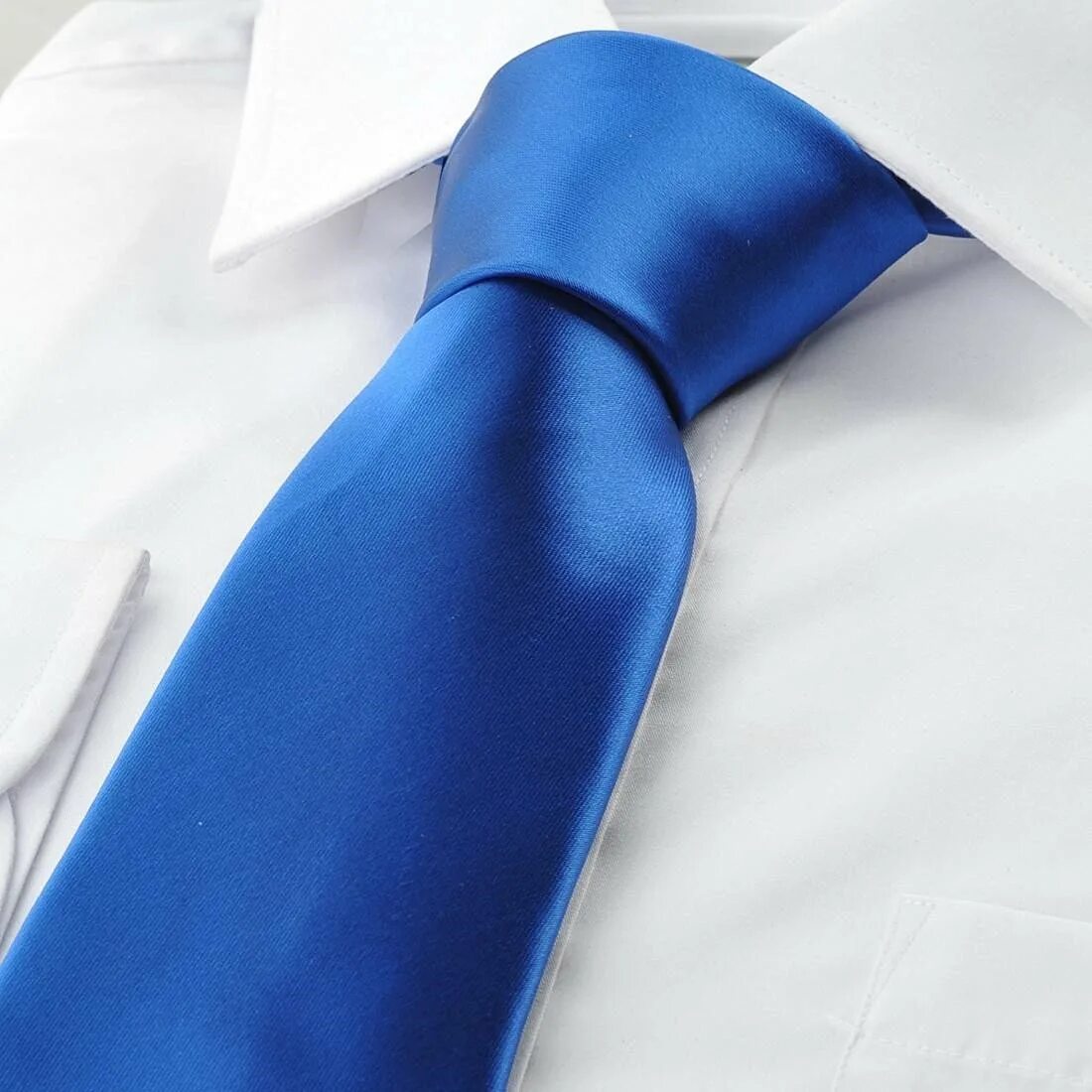 Синий галстук. Темно синий галстук. Голубой галстук. Нежно голубой галстук.