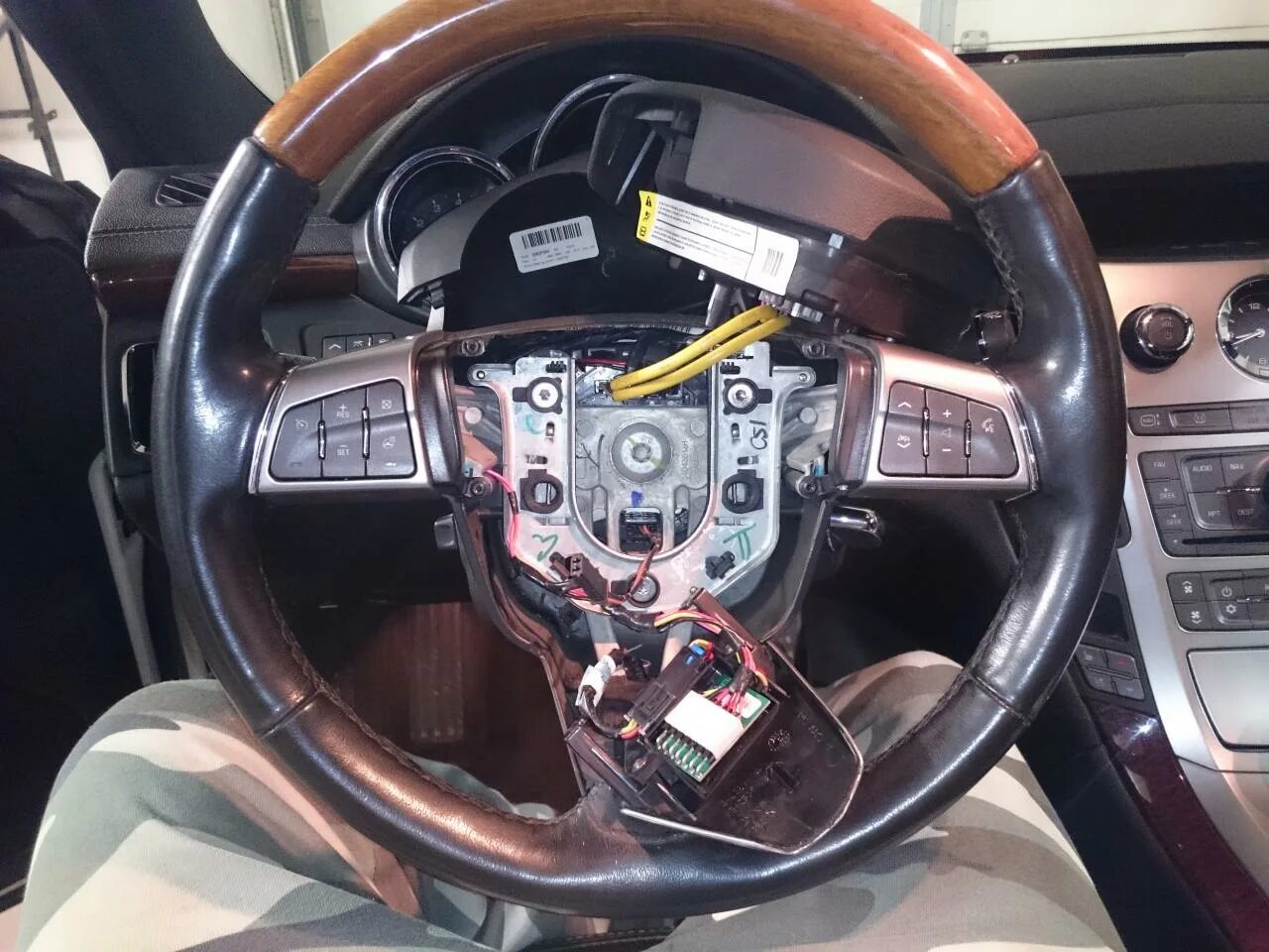 обшил свой руль китайской оплеткой:-) - Opel Antara, 2,4 л, 2011 года аксессуары