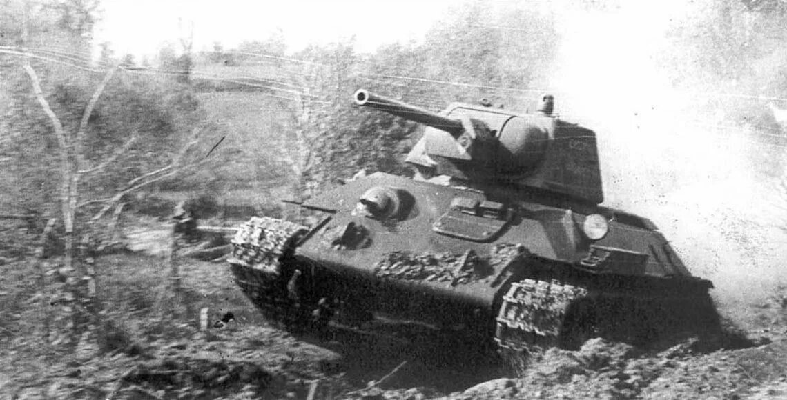 Кв-1 1942 года. Советские танки 1943. 1943. Т-34 курская битва. Кв 1 1943.