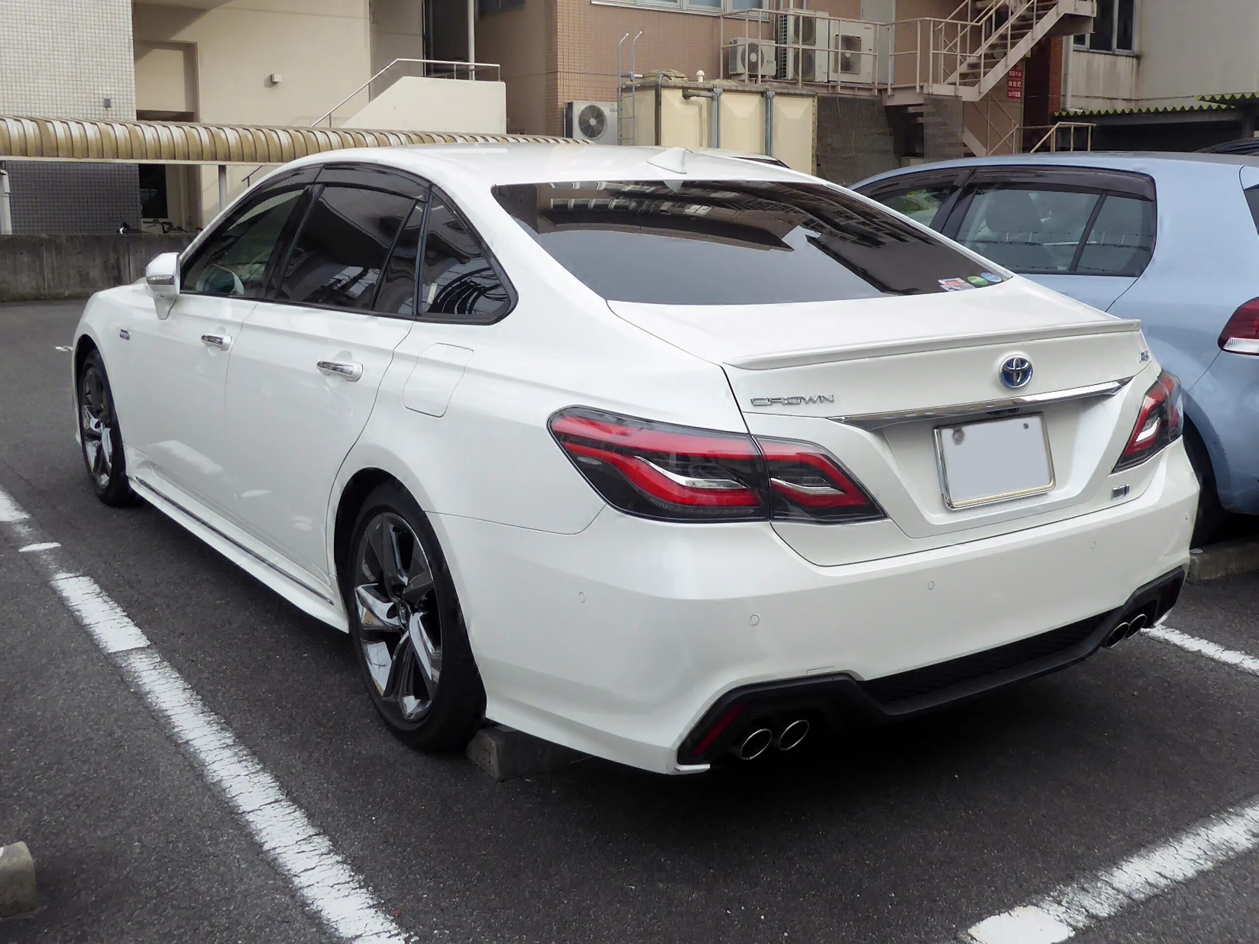 Advance rs. Тойота краун 2018. toyota crown hybrid 3.5. toyota crown s220 rs 3.5. toyota crown rs advance 3.5 hybrid.