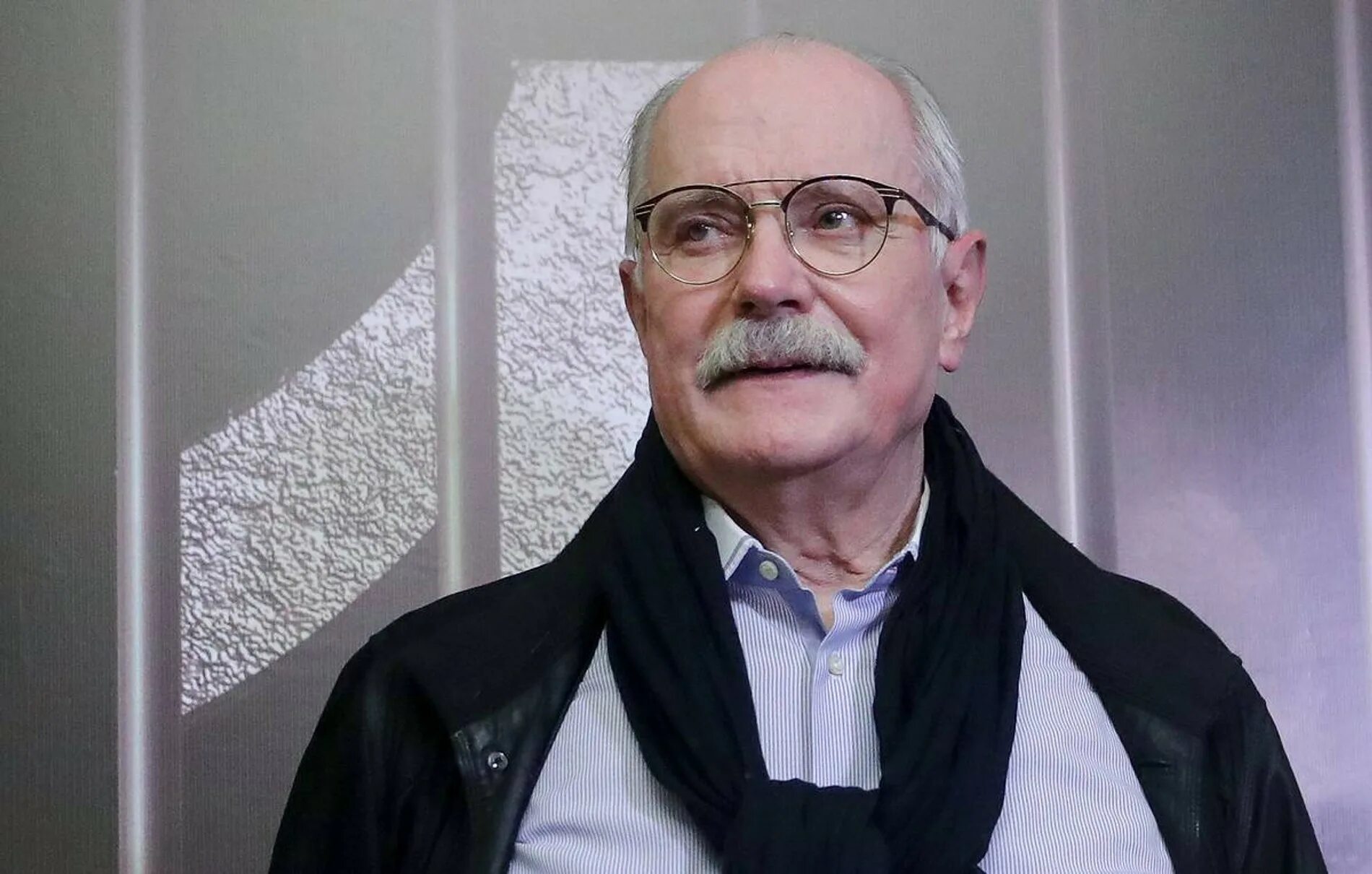 Актер режиссер михалков. Охалков никита сергеевич. Никита михалков бесогон. Актер режиссер михалков. Никита михалков.