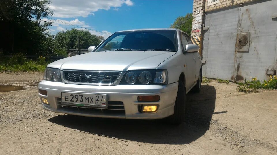 Ниссан блюберд 2001 года 1. Ниссан седан 1999. Nissan bluebird 1988. Nissan bluebird u14. Ниссан блюберд 14.