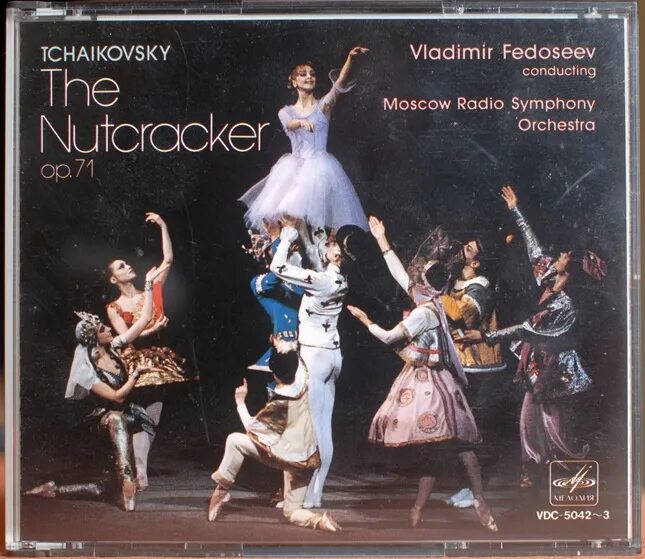 Stravinsky firebird. Tchaikovsky: the nutcracker - complete ballet. 71, act i no. Русские сезоны афиша дафнис и хлоя. Стравинский симфония л.