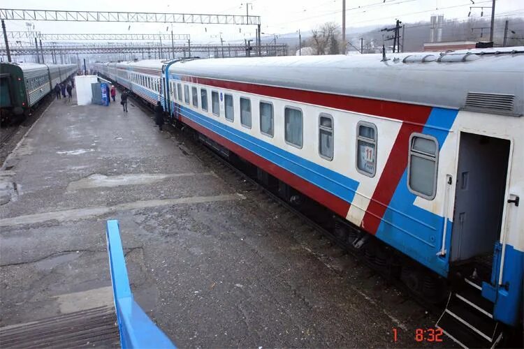 Какой поезд до горячих ключей. Поезд московия москва адлер. вагоны московия. фирменный поезд московия. фирменный поезд волга.