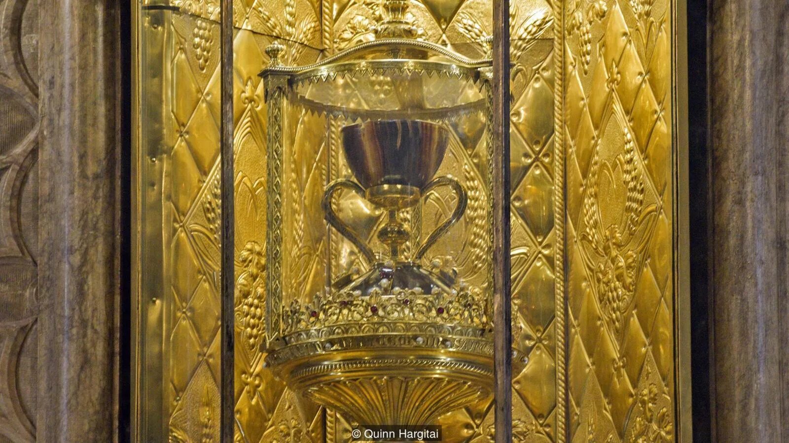 Святой грааль. Святой Грааль в Валенсии. Чаша Святой Грааль Валенсия. • Валенсия (Святая чаша Грааля);. Иисус и Святой Грааль.
