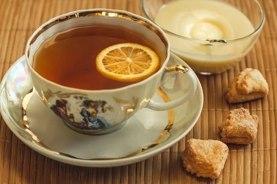 С добрым утром картинки чай с лимоном. Чай с лимоном. чашка с чаем. утренний чай. чашка чая с лимоном.
