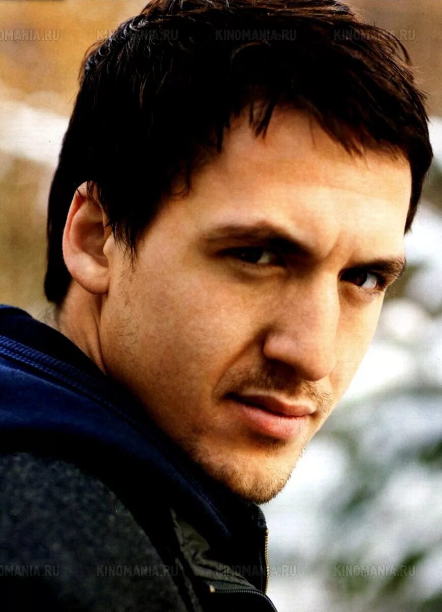 Максим матвеев (1982. Станислав бондаренко 2010. Макарский в мюзиклах. Молодой российский актер брюнет. Денис бургазлиев ищейка.