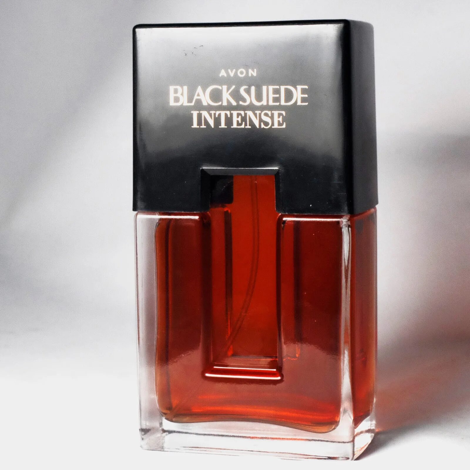 Avon black suede. Avon Black Suede intense EDT. Эйвон Black Suede intense. Мужские духи Avon Black Suede. Туалетная вода Black Suede Dark 75 мл.