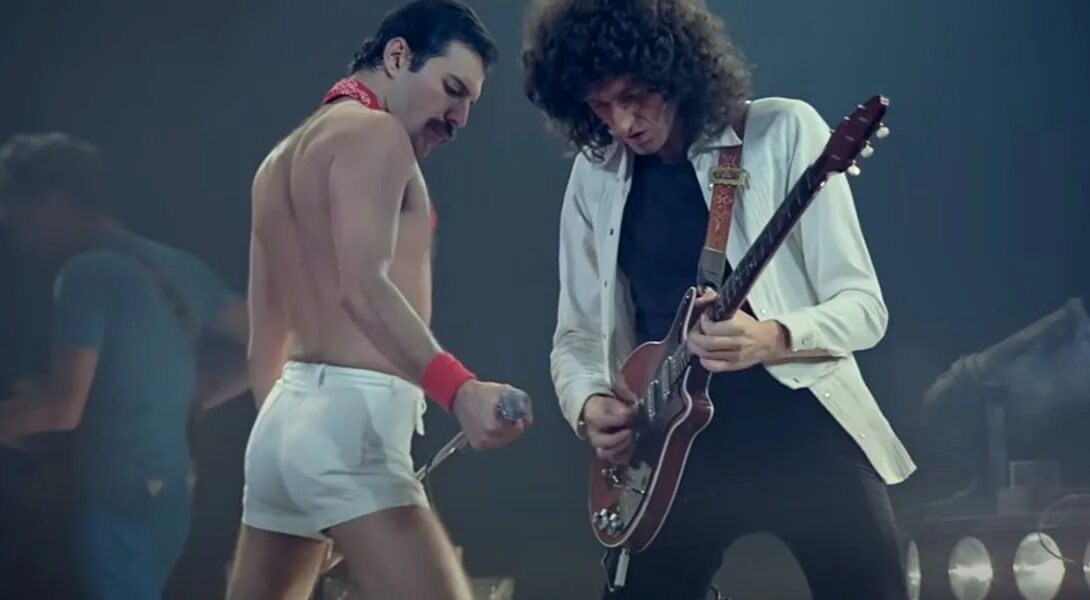 Песня ю бари. Queen we will Rock you 1977. Фредди Меркьюри 1981. Queen Rock Montreal Queen обложки. Концерт Queen we will Rock you.