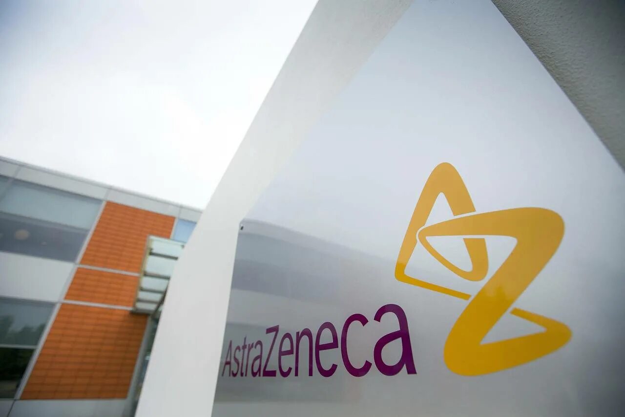 Фирма астразенека. Astrazeneca главы компании. Астразенека фармацевтическая компания. Астразенека офис москва сити. Астразенека москва.