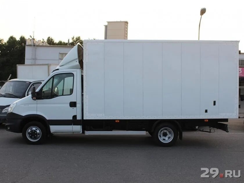 Дейли купить б у. Iveco Daily фургон 50-+50. Ивеко Дейли фургон 2013. Ивеко Дейли 50c15. Ивеко Дейли термофургон.