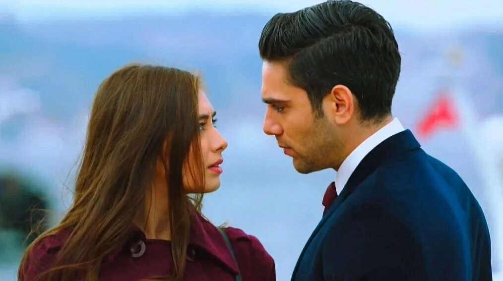 Маджид два лица стамбула. Кадир догулу в сериале два лица стамбула. Турецкий сериал аслы и эмре. Турецкий 2. Нериман и маджит турецкий сериал два лица стамбула.