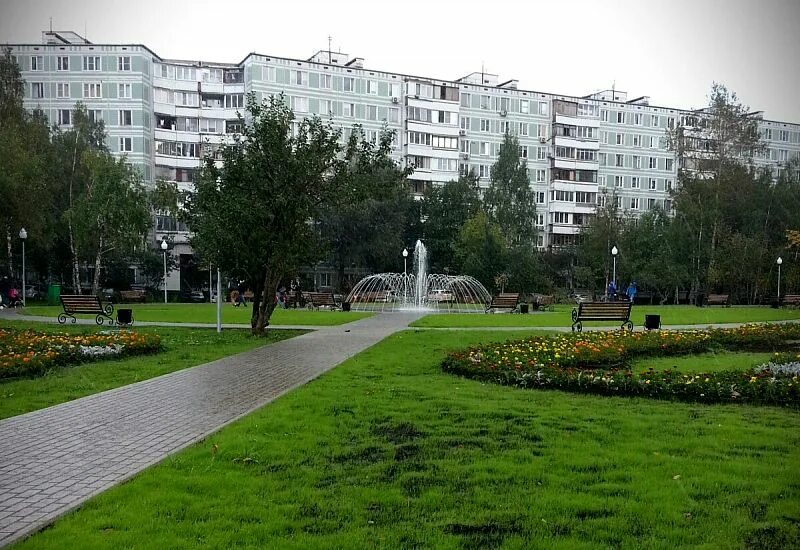 Юго западная теплый стан. Теплый стан. район теплый стан. фонтан теплый стан. памятники района тёплый стан.