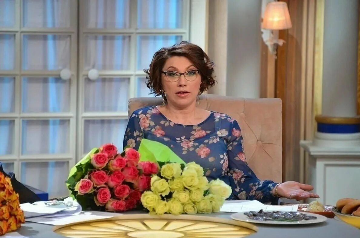 Роза себитого давай поженимся. Сябитова роза сябитова давай поженимся. Роза сябитова давай поженимся. Поза сябмтова давай поженимся. Сваха давай.