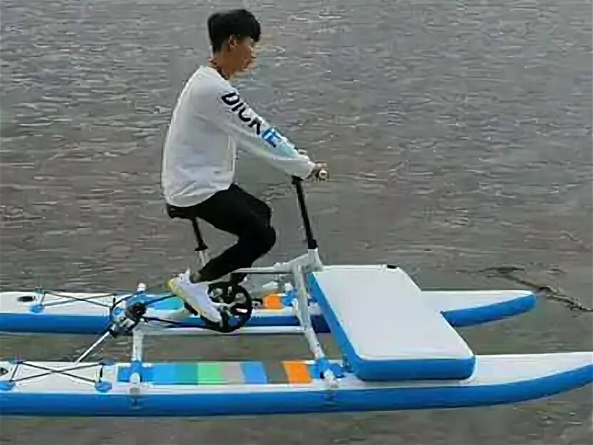 Ред шарк байк. Сап велосипед водный. Сап велосипед водный. Водный велосипед на сапах. Водный велосипед schiller.