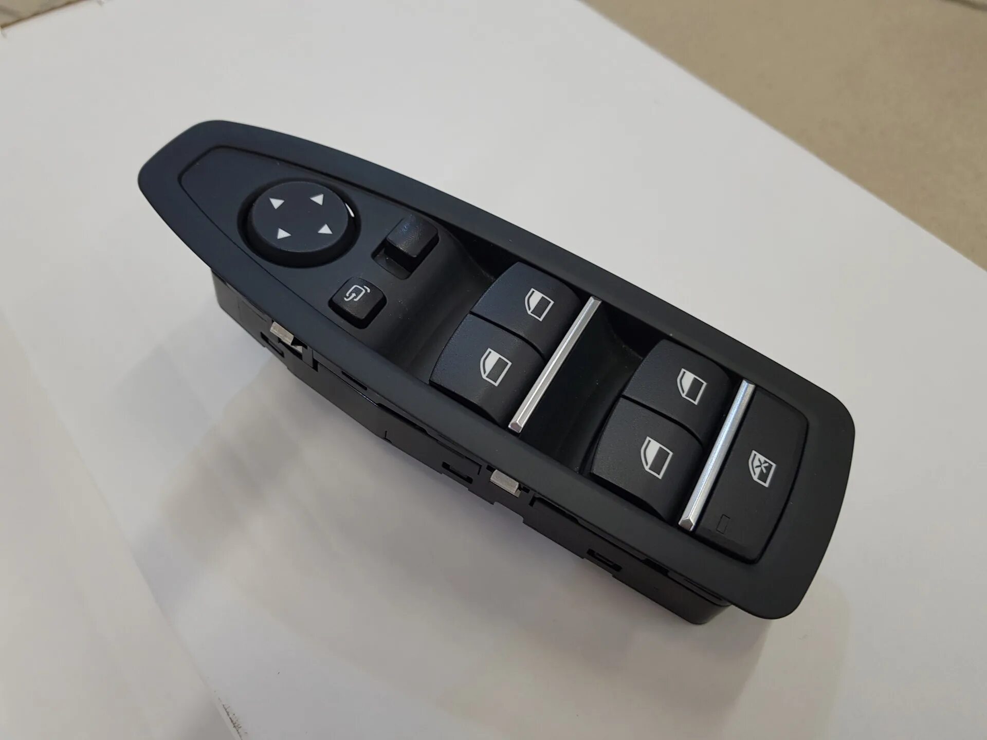Кнопки управления бмв. Блок стеклоподъёмников бмв f30. bmw f30 блок управления стеклоподъемниками. bmw f10 блок стеклоподъемников. блок кнопок f30 руля.